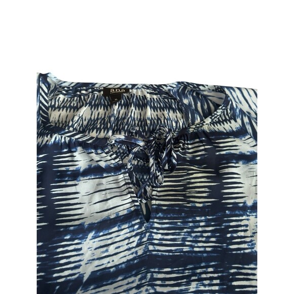 A.N.A  Blouse Blue Short Sleeve‎ Blue Pattern Flowy Polyester - Picture 3 of 10
